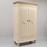 1067 3464 WARDROBE CUPBO..